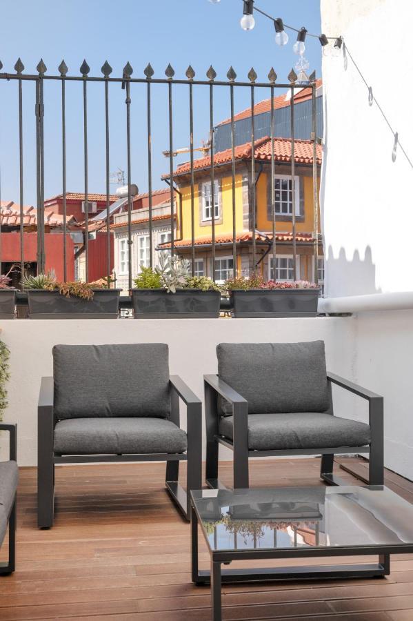 Historical Penthouse At Cardosas Block Appartement Porto Buitenkant foto