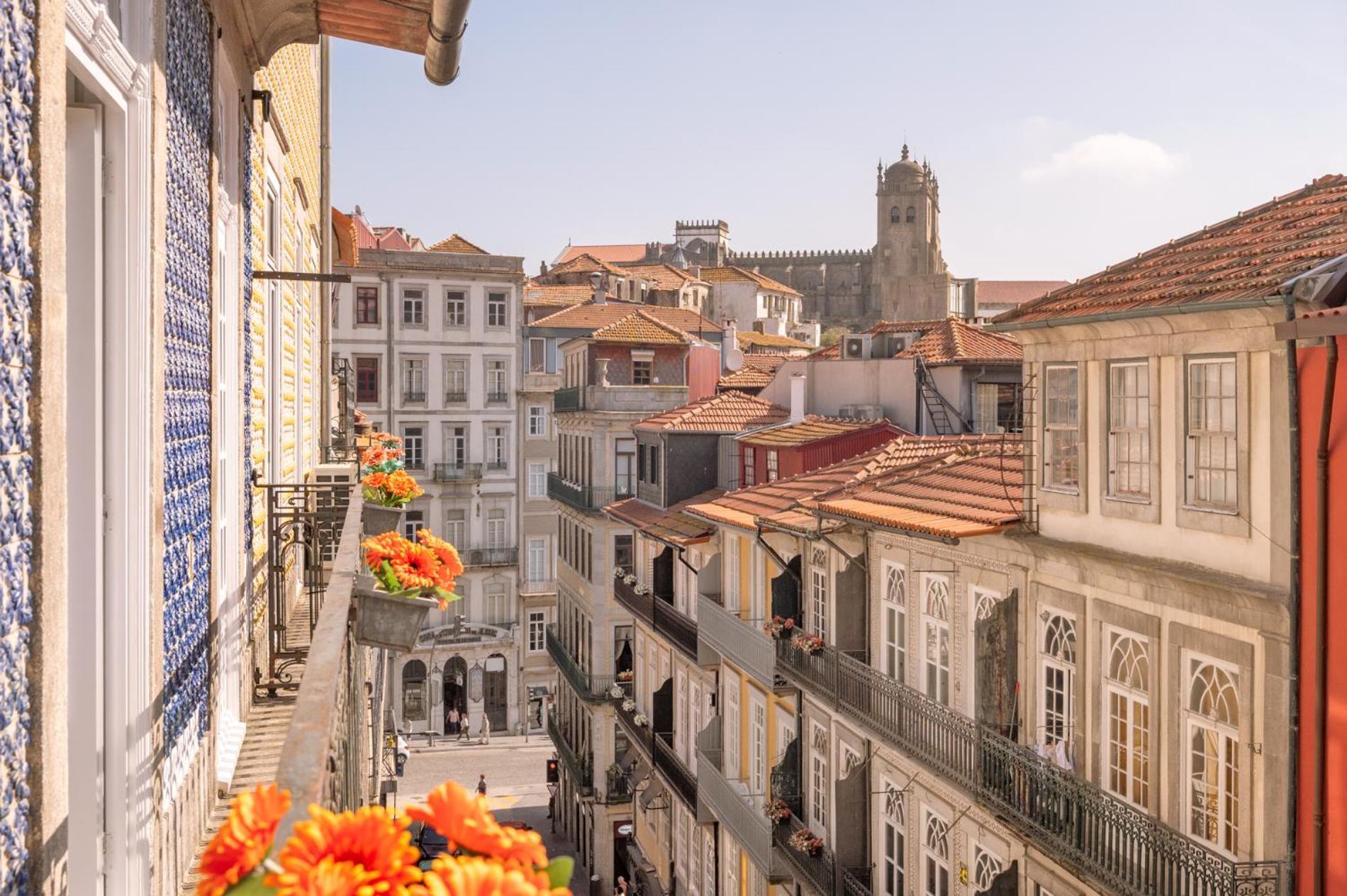 Historical Penthouse At Cardosas Block Appartement Porto Buitenkant foto