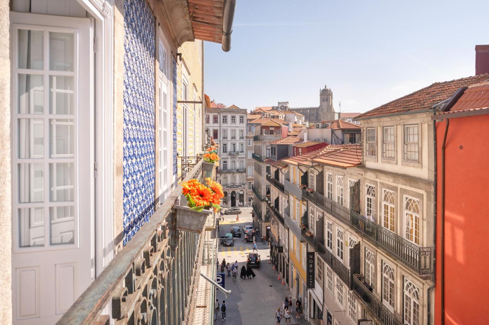 Historical Penthouse At Cardosas Block Appartement Porto Buitenkant foto